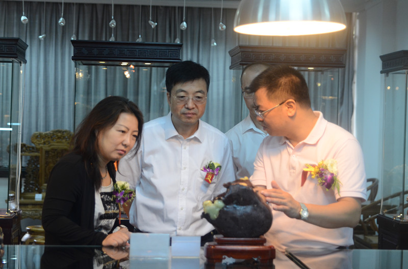 1484017827376844.jpg 201310211611297641.jpg