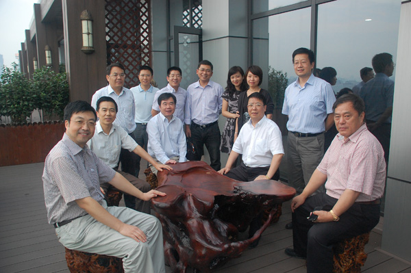 省國(guó)資委副主任戴震華、桑均堯蒞臨我司指導(dǎo)工作