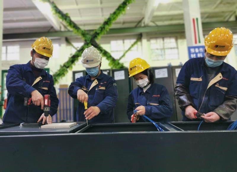 讓黨旗高高飄揚在 “保產(chǎn)能、保搬遷”的主戰(zhàn)場上——裝配支部“保產(chǎn)能、保搬遷”主題黨日活動側(cè)記