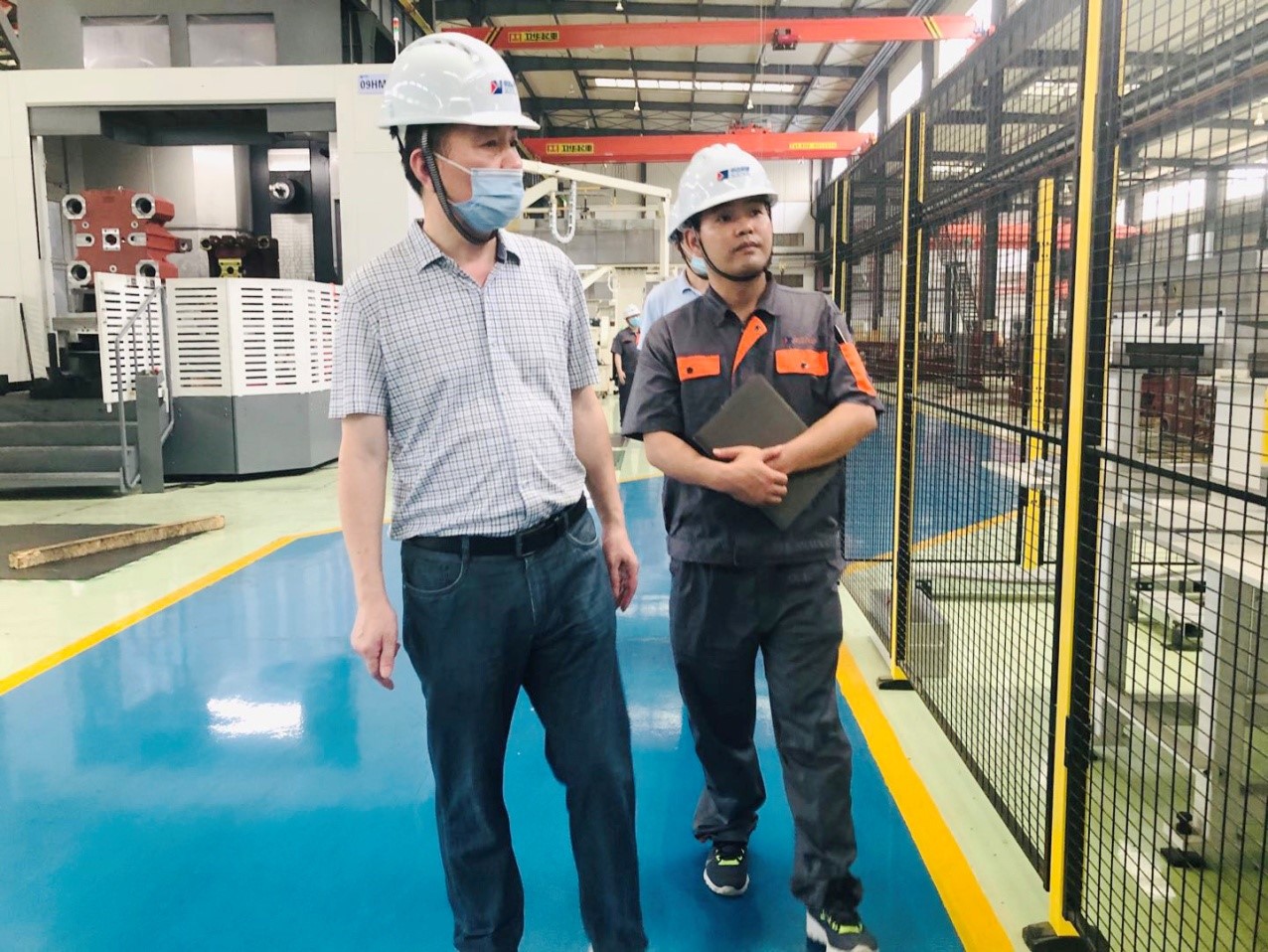 杭州松下馬達有限公司副總經(jīng)理祝慧明赴德清申達公司交流QC管理經(jīng)驗