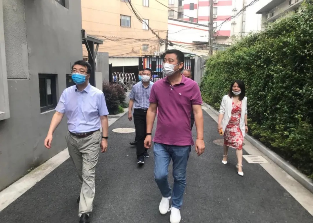 吳敏赴工藝品公司秋濤北路如家、昊麗酒店和人才公寓開(kāi)展安全生產(chǎn)大檢查