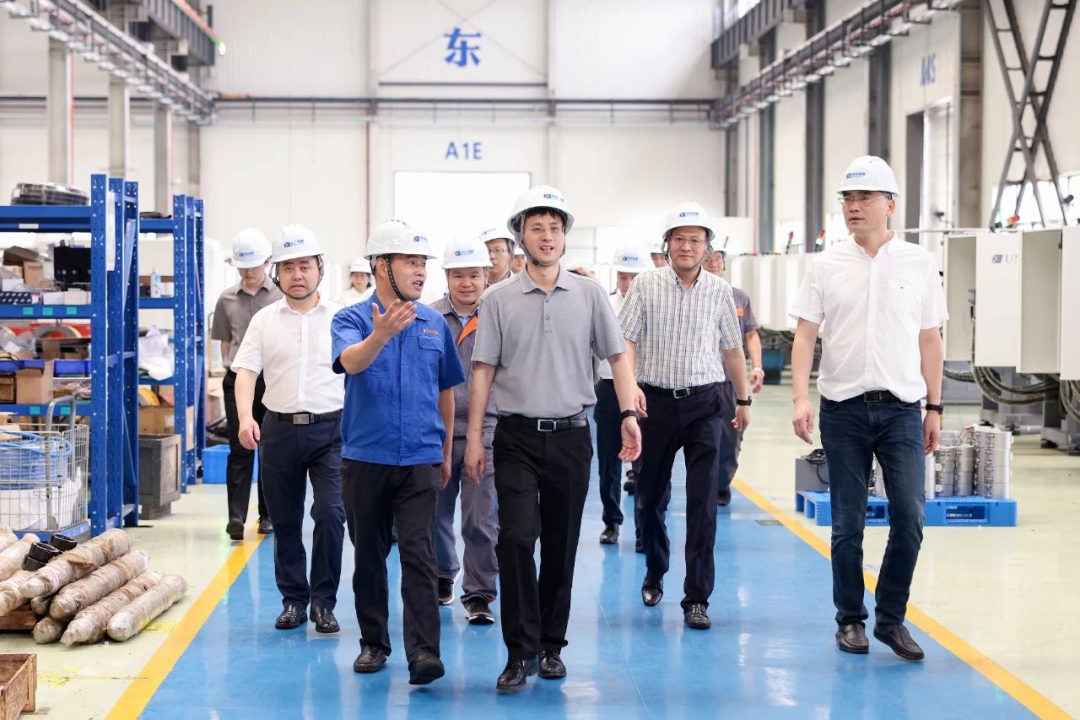 德清縣委副書(shū)記、縣長(zhǎng)王波赴申達(dá)公司調(diào)研