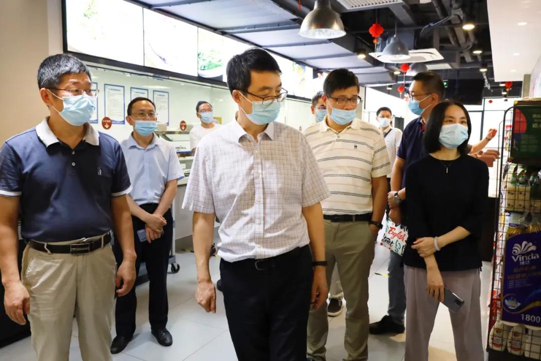 吳敏赴商業(yè)公司有關(guān)物業(yè)開(kāi)展國(guó)慶節(jié)前安全生產(chǎn)檢查