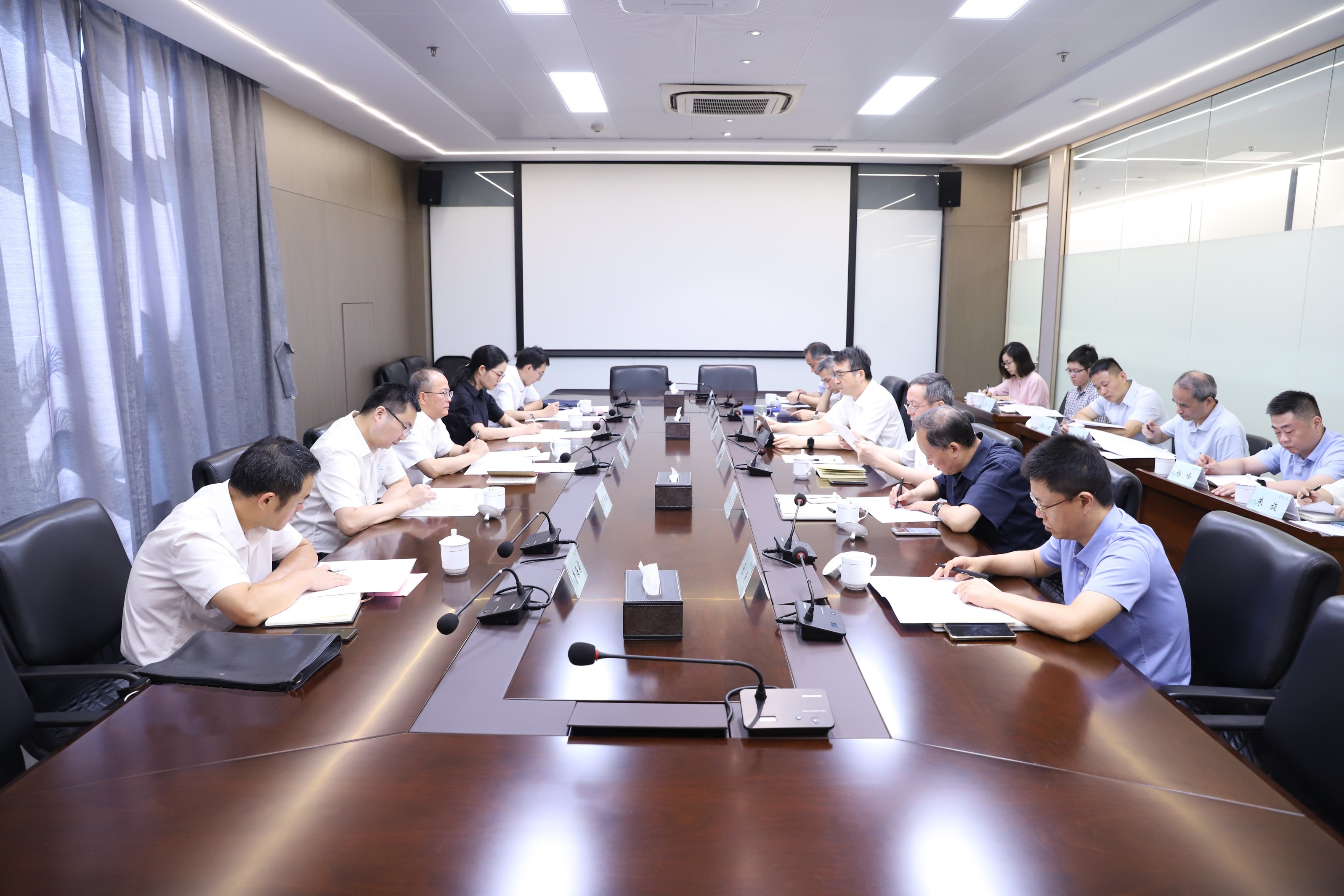 董貴波一行赴省二輕集團(tuán)調(diào)研指導(dǎo)工作