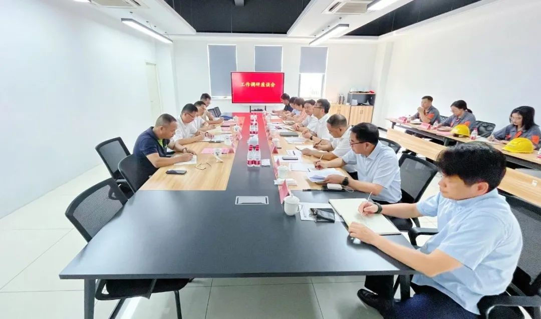 省國資委黨委委員、副主任陳孝一行到省二輕集團申達機器公司調(diào)研指導